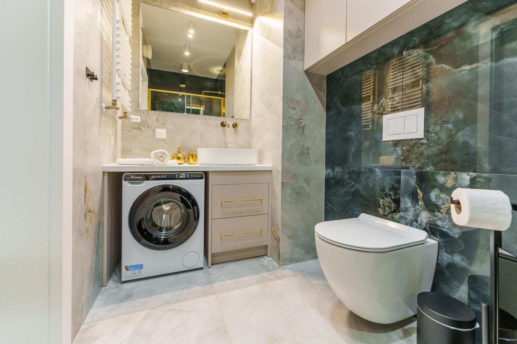 Apartament Delux Kasprowicza 20C Prywatny Parking Basen Sauna Oraz Silownia W Cenie Kołobrzeg Kültér fotó