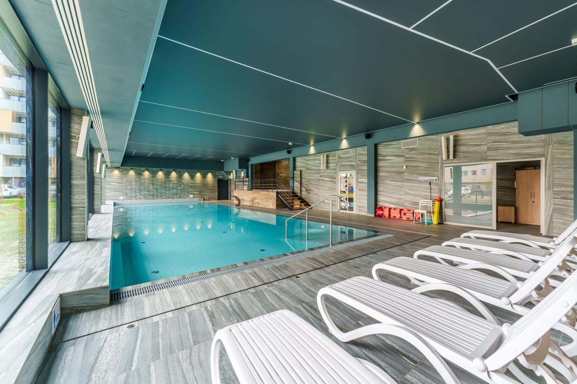 Apartament Delux Kasprowicza 20C Prywatny Parking Basen Sauna Oraz Silownia W Cenie Kołobrzeg Kültér fotó